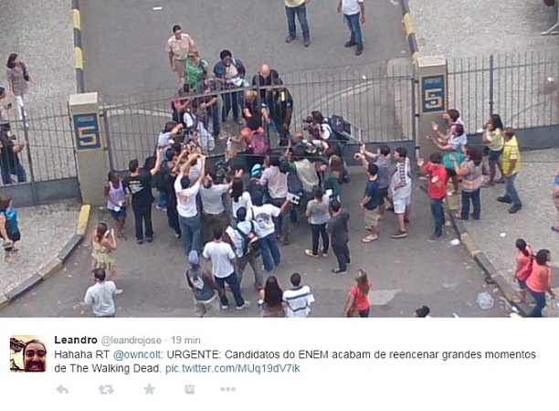 A zoeira não tem fim: candidatos aproveitam a rede social para criar memes e brincadeiras sobre o Enem, que acontece no fim de semana dos dias 8 e 9 de novembro A zoeira não tem fim: candidatos aproveitam a rede social para criar memes e brincadeiras sobre o Enem, que acontece no fim de semana dos dias 8 e 9 de novembro