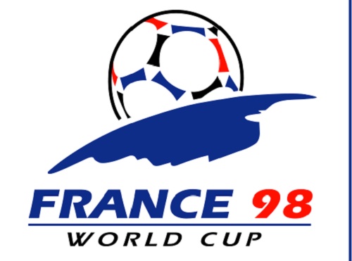 A França, que tem o nono maior PIB do mundo e 65 milhões de habitantes, parou para ver a primeira vitória do país na Copa. A final aconteceu dois dias antes da Queda da Bastilha, maior feriado francês. A França, que tem o nono maior PIB do mundo e 65 milhões de habitantes, parou para ver a primeira vitória do país na Copa. A final aconteceu dois dias antes da Queda da Bastilha, maior feriado francês.