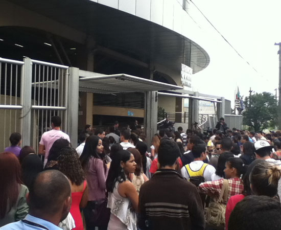 Prova foi realizada em 3 e 4 de novembro. Primeiro dia de prova cobrou questões de Ciências Humanas e Ciências da Natureza. Segundo dia apresentou questões de Linguagens, Matemática e uma redação. (foto: Carolina Vellei) Prova foi realizada em 3 e 4 de novembro. Primeiro dia de prova cobrou questões de Ciências Humanas e Ciências da Natureza. Segundo dia apresentou questões de Linguagens, Matemática e uma redação. (foto: Carolina Vellei)