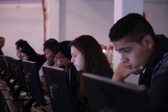 A Feira Guia do Estudante aconteceu entre os dias 29 e 31 de agosto no Expo Center Norte, em São Paulo. Foram três dias de palestras, mesas-redondas e bate-papos com profissionais, professores e personalidades. Além disso, dezenas de estandes de universidades ofereceram informações sobre seus cursos e atividades especiais. A Feira Guia do Estudante aconteceu entre os dias 29 e 31 de agosto no Expo Center Norte, em São Paulo. Foram três dias de palestras, mesas-redondas e bate-papos com profissionais, professores e personalidades. Além disso, dezenas de estandes de universidades ofereceram informações sobre seus cursos e atividades especiais.