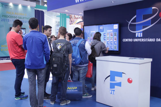 A Feira Guia do Estudante aconteceu entre os dias 29 e 31 de agosto no Expo Center Norte, em São Paulo. Foram três dias de palestras, mesas-redondas e bate-papos com profissionais, professores e personalidades. Além disso, dezenas de estandes de universidades ofereceram informações sobre seus cursos e atividades especiais. A Feira Guia do Estudante aconteceu entre os dias 29 e 31 de agosto no Expo Center Norte, em São Paulo. Foram três dias de palestras, mesas-redondas e bate-papos com profissionais, professores e personalidades. Além disso, dezenas de estandes de universidades ofereceram informações sobre seus cursos e atividades especiais.