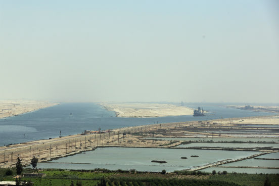 As projeções são de que 97 navios passarão por dia no canal até 2023 (atualmente, o número é de 49) e as viagens na direção durarão 11 horas, ao invés das atuais 18. (Imagem: Getty Images)