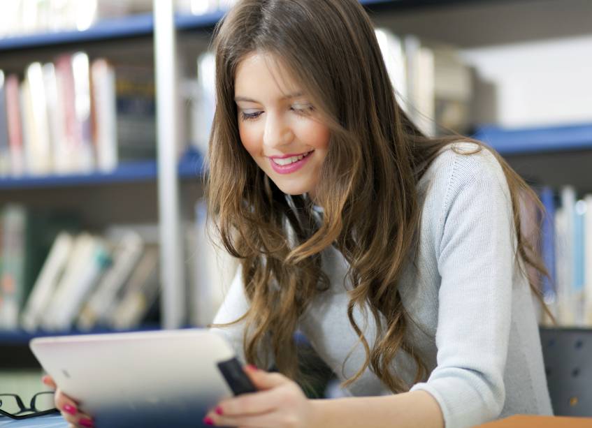 <strong>Disponibilize seu tempo. </strong>Um curso EaD dá mais flexibilidade ao aluno, mas isso não quer dizer que ele não vai precisar dedicar um tempo para os estudos. É necessário tanto ou mais tempo de dedicação que um curso presencial, e essa disponibilidade é fundamental. <strong>Disponibilize seu tempo. </strong>Um curso EaD dá mais flexibilidade ao aluno, mas isso não quer dizer que ele não vai precisar dedicar um tempo para os estudos. É necessário tanto ou mais tempo de dedicação que um curso presencial, e essa disponibilidade é fundamental.