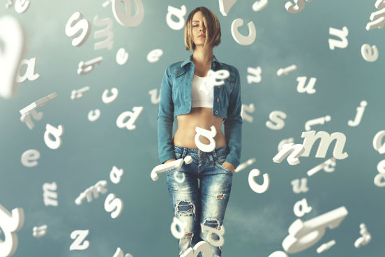 Acr&ocirc;nimos s&atilde;o palavras formadas por letras que representam, por sua vez, outras palavras. A ferramenta de gest&atilde;o CHA (Conhecimento, Habilidade e Atitude) &eacute; um exemplo. J&aacute; os acr&oacute;sticos s&atilde;o frases formadas por palavras cuja primeira letra &eacute; a dica para o que precisa ser lembrado. Se voc&ecirc; quer memorizar, por exemplo, os nomes dos bairros paulistanos Mooca, Penha, Bel&eacute;m e Carr&atilde;o, por exemplo, pode gravar a frase Meu Pai Bebe Caf&eacute;.