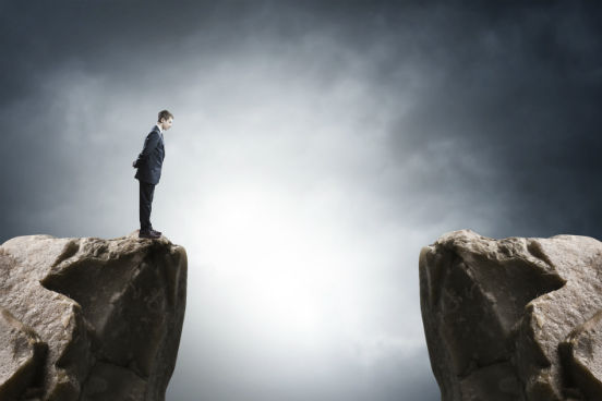 Se em algum momento o pensamento isso me assusta aparecer na sua cabeça, a resposta a ele tem que ser então eu preciso fazê-lo. Assim, você conseguirá vencer o medo e aceitará desafios de maneira mais fácil. (Imagem: iStock) Se em algum momento o pensamento isso me assusta aparecer na sua cabeça, a resposta a ele tem que ser então eu preciso fazê-lo. Assim, você conseguirá vencer o medo e aceitará desafios de maneira mais fácil. (Imagem: iStock)