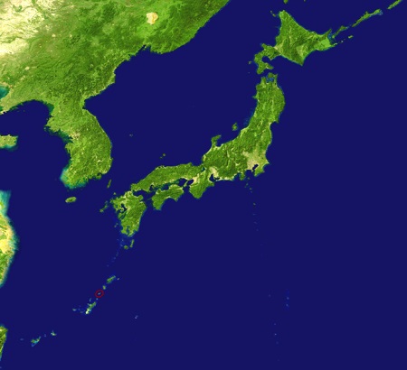Por conta do território pequeno o Japão importa muita matéria-prima de China, Estados Unidos e Austrália. O Japão é um dos países mais preocupados com a pesquisa nuclear, em especial da Coreia do Norte, que poderia afetar o país com mísseis nucleares de longo alcance. (Foto: Wikimedia Commons) Por conta do território pequeno o Japão importa muita matéria-prima de China, Estados Unidos e Austrália. O Japão é um dos países mais preocupados com a pesquisa nuclear, em especial da Coreia do Norte, que poderia afetar o país com mísseis nucleares de longo alcance. (Foto: Wikimedia Commons)