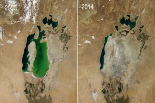 O Mar de Aral, localizado entre o Cazaquistão e Ubezquistão, já foi o quarto maior lago do mundo. Hoje, depois de ser drenado para irrigação de plantações, perdeu sua capacidade hídrica. (Imagem: NASA) O Mar de Aral, localizado entre o Cazaquistão e Ubezquistão, já foi o quarto maior lago do mundo. Hoje, depois de ser drenado para irrigação de plantações, perdeu sua capacidade hídrica. (Imagem: NASA)