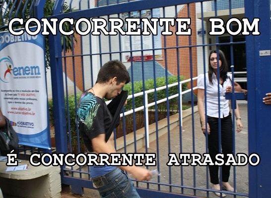 Sem limites para a zoeira: estudantes e usuários das redes sociais aproveitam para fazer piada com a tensão da prova, que acontece no fim de semana de 24 e 25 de outubro Sem limites para a zoeira: estudantes e usuários das redes sociais aproveitam para fazer piada com a tensão da prova, que acontece no fim de semana de 24 e 25 de outubro