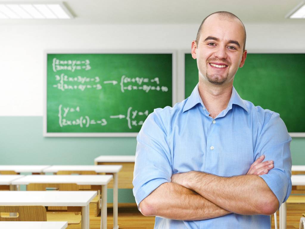ICB tem vagas abertas para professores doutores