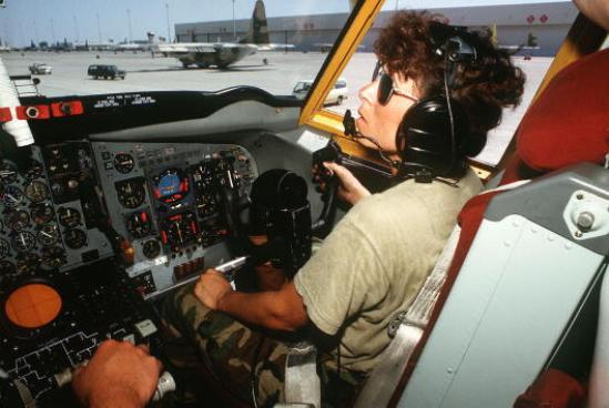 Estes profissionais figuram no quarto lugar da lista. A responsabilidade pelo transporte de centenas de pessoas os sobrecarregam emocionalmente. (Imagem: Getty Images)