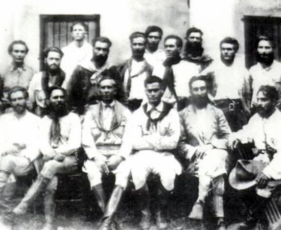 REPÚBLICA OLIGÁRQUICA - Estude sobre a República de Café com Leite, o presidente Prudente de Morais, a Revolta da Vacina, a Revolta da Chibata, a Revolta de Juazeiro, o Tenentismo, a Coluna Prestes e a Revolução de 1930. REPÚBLICA OLIGÁRQUICA - Estude sobre a República de Café com Leite, o presidente Prudente de Morais, a Revolta da Vacina, a Revolta da Chibata, a Revolta de Juazeiro, o Tenentismo, a Coluna Prestes e a Revolução de 1930.