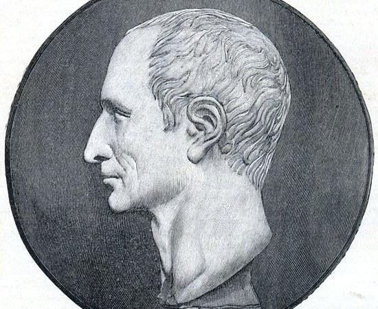 ROMA - Estude o período monárquico, o período republicano, o império, a cultura e o legado. ROMA - Estude o período monárquico, o período republicano, o império, a cultura e o legado.