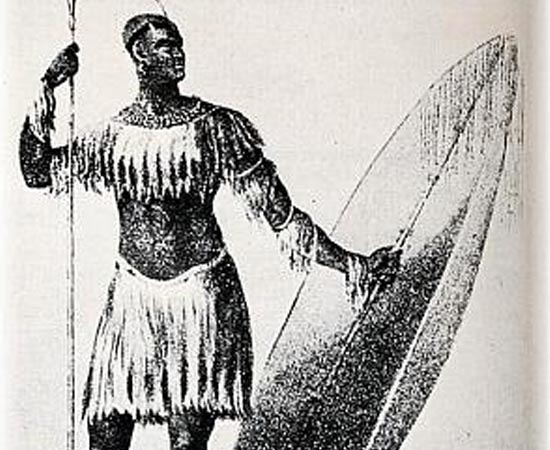 SHAKA ZULU - 1818. Ao assumir a chefia sobre a tribo zulu, transforma a etnia em um império. Para isso, conquista diversas tribos, em uma campanha que inspira comparações com Alexandre, o Grande. No momento em que é assassinado, Shaka (1778-1828) governa cerca de 250 mil pessoas. SHAKA ZULU - 1818. Ao assumir a chefia sobre a tribo zulu, transforma a etnia em um império. Para isso, conquista diversas tribos, em uma campanha que inspira comparações com Alexandre, o Grande. No momento em que é assassinado, Shaka (1778-1828) governa cerca de 250 mil pessoas.