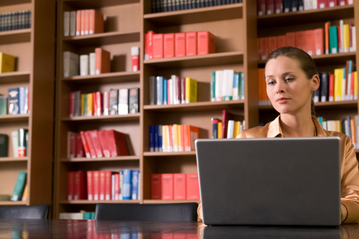 O que faz um bibliotecário? E qual a diferença entre Biblioteconomia e Arquivologia?