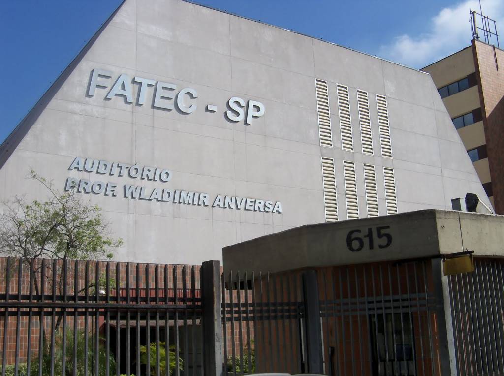 Fatecs prorrogam prazo de inscrições para o vestibular 2018