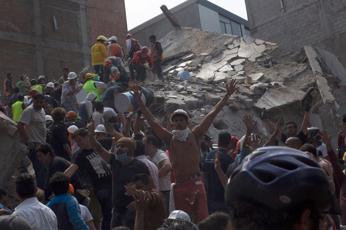 Earthquake Strikes Mexico City