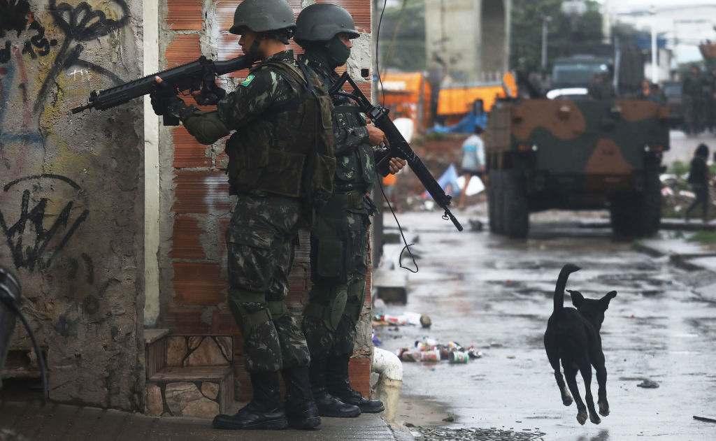 Resumo Atualidades: A violência e a crise nas prisões brasileiras