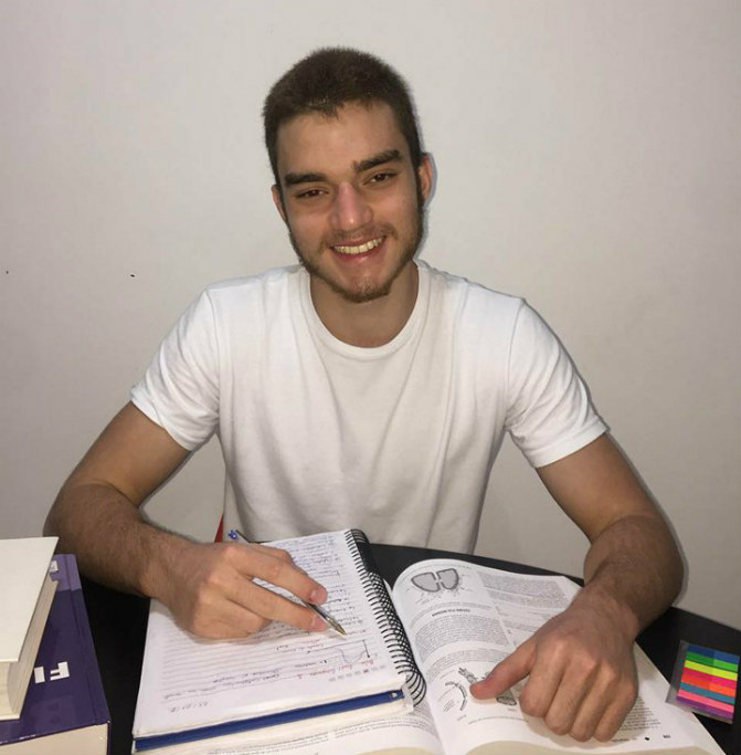 1º lugar em medicina na USP dá dicas para se dar bem na Fuvest
