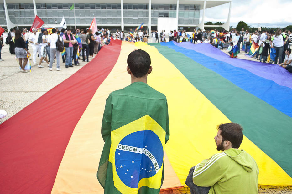 MEC manda universidade federal suspender vestibular para trans