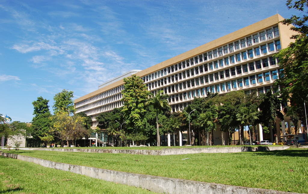 UFRJ corre o risco de fechar no 2º semestre