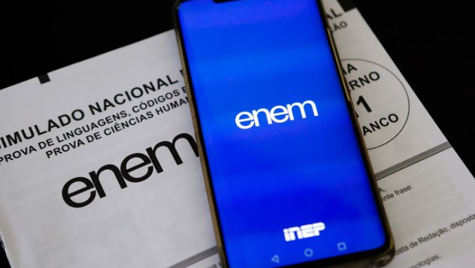 Inep publica informações que colocam em dúvida aplicação do Enem 2021