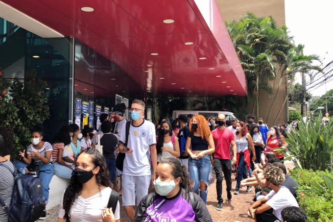 Estudantes no Enem 2020