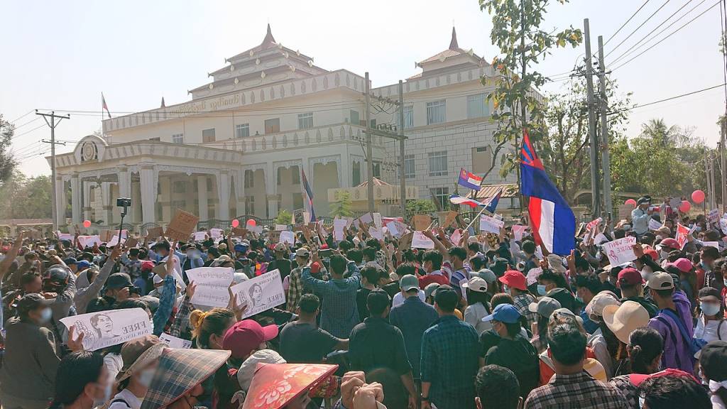 Protestos em Mianmar