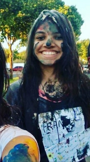 Jennifer Ester est&aacute; no quarto ano de Psicologia