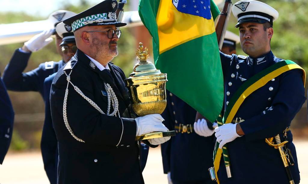 Coração de D. Pedro I chega ao Brasil e outras atualidades da semana