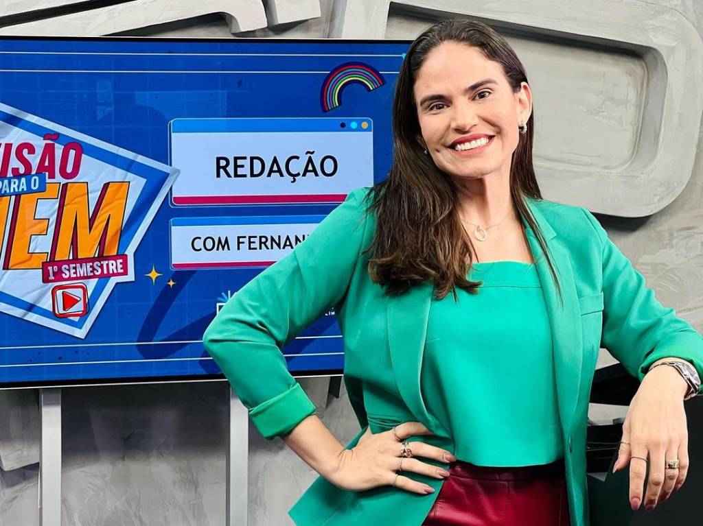 Redação do Enem: apostas de tema da professora que teve 3 alunas nota mil