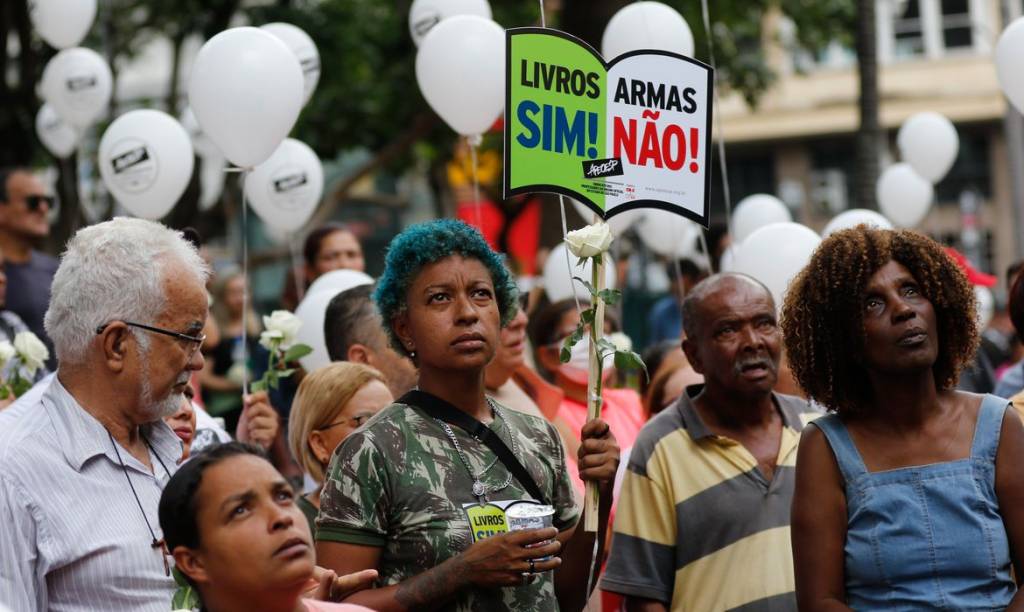 Como evitar mais ataques a escolas?