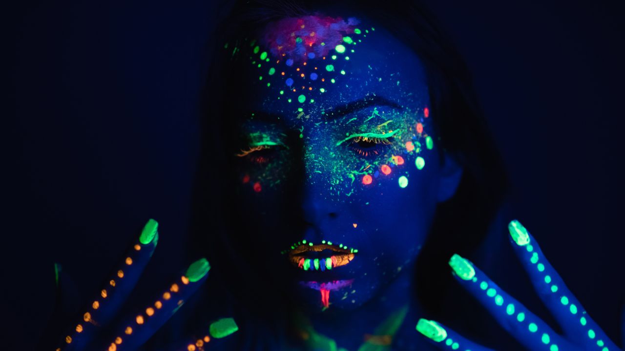 Fluorescente ou fosforescente