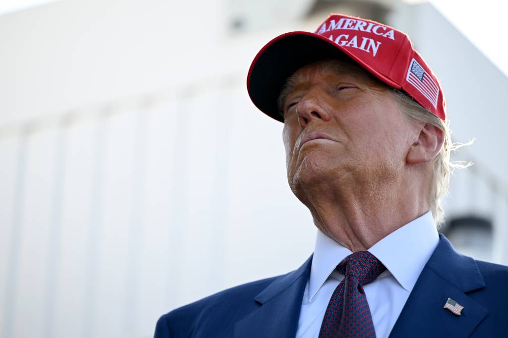 O “tarifaço” de Trump pode cair no Enem? O que você precisa saber sobre o assunto