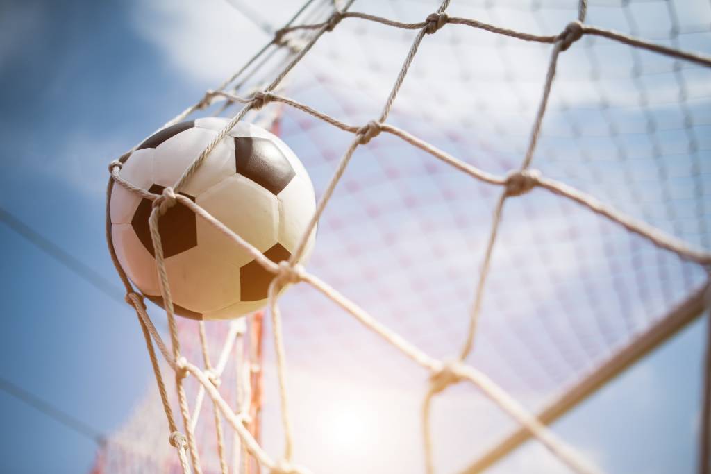 Qual o plural de gol?