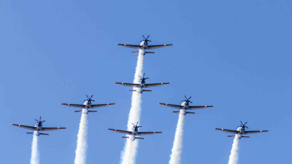 Qual o coletivo de avião?