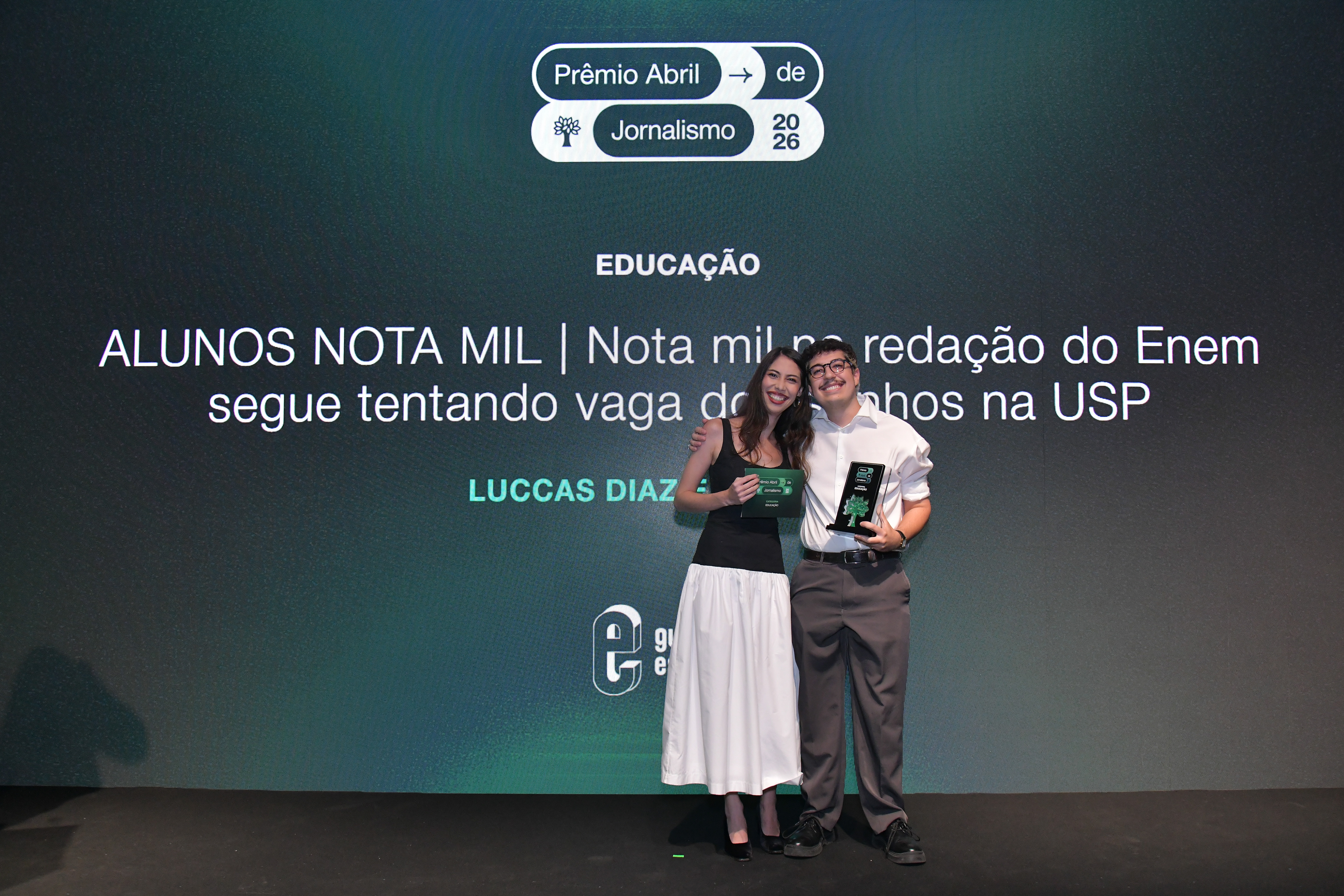 prêmio abril guia do estudante